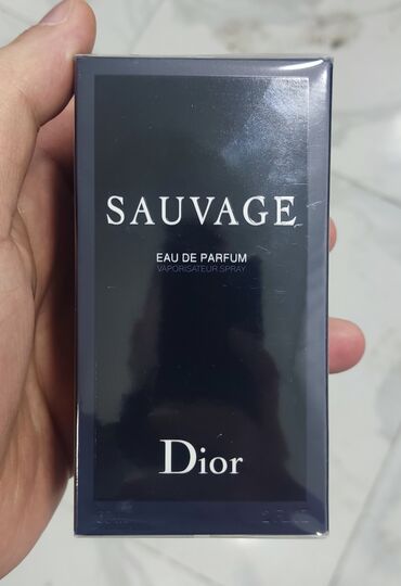 Парфюмерия: Dior Sauvage EAU DE PARFUM 60 ml Məhsul originaldır. Dubaydan alınıb