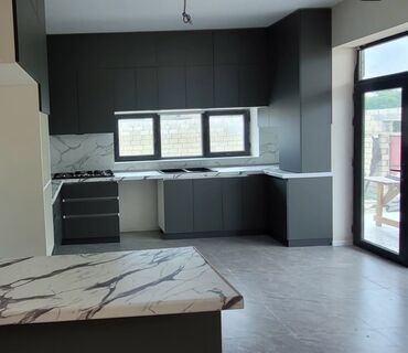 Sifarişlə mətbəx mebeli: Sifarişlə mətbəx dəsti, Özü çəkən petlələr, Sadə laminat, Pulsuz çatdırılma — 4