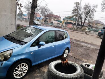 Honda: Honda Fit: 2002 г., 1.3 л, Вариатор, Бензин, Хэтчбэк