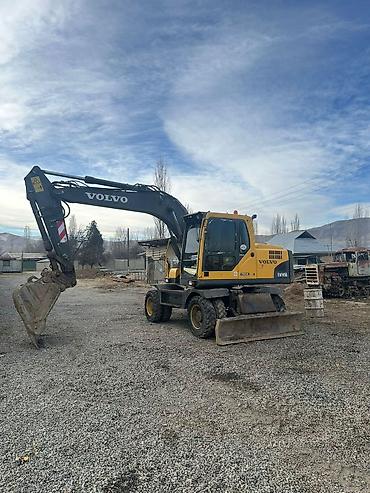 Услуги экскаватора: Услуги экскаватора. Услуги Экскаватор. Мы оказываем услуги — 2