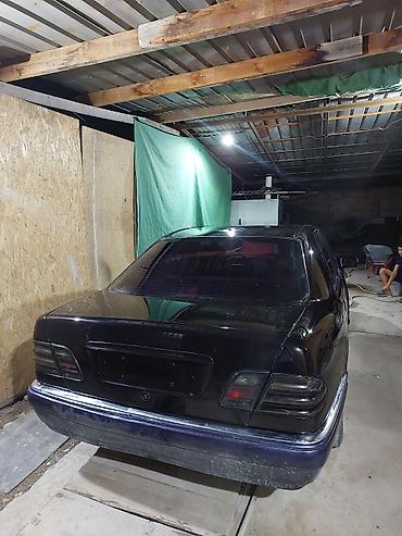 bud e9: Mercedes-Benz E-Class: 1997 г., 3.2 л, Автомат, Бензин, Седан — 4
