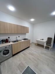 Uzunmüddətli kirayə mənzillər: Kirayə ev verilir 2 otaq kuxnastudiya təzə remontdan çıxıb hər bir — 7