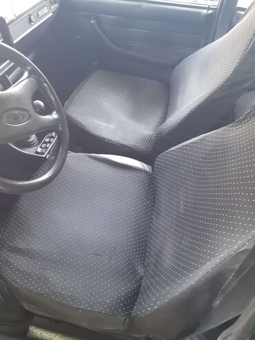 Motosiklet hissələri: Gencede satilir vaz 2107 sdenya cexolu normaldir sadece bos kimi