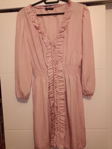 modeli haljina: M (EU 38), L (EU 40), bоја - Roze, Večernji, maturski, Dugih rukava