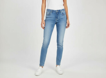jeansy ze średnim stanem stradivarius: Pepe Jeans, Jeans for women, size S