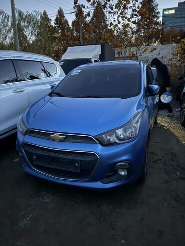 Chevrolet: Chevrolet Spark: 2016 г., 1 л, Автомат, Бензин, Хэтчбэк