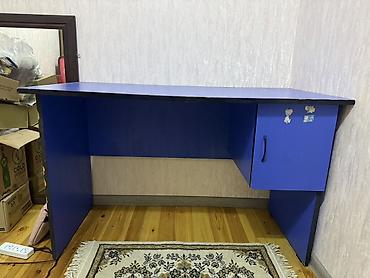 stular: Düz masa, Stulsuz, Polkasız, Siyirməli, Sadə laminat — 1