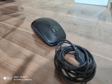 провод для ноутбука: Продаю классическую обычную мышку работает на ура длинный провод