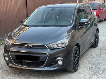 машина алам рассрочкага: Chevrolet Spark: 2016 г., 1 л, Вариатор, Бензин, Хетчбек
