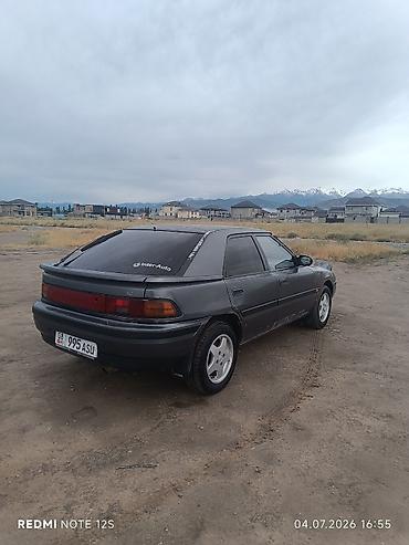 Mazda: Mazda 323: 1991 г., 1.6 л, Механика, Бензин, Хэтчбэк — 4