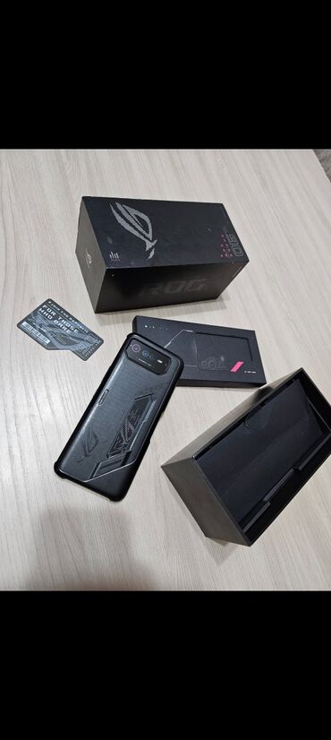 мобильные телефоны кнопочные: Asus ROG Phone 6, Б/у, 512 ГБ, цвет - Черный, 2 SIM