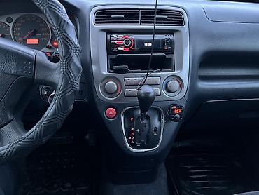 Honda: Honda Stream: 2001 г., 2 л, Автомат, Бензин, Универсал — 4