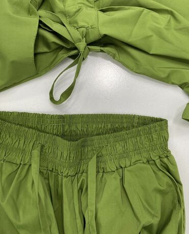 Медицинская одежда: Дордой рынок🇰🇬 ➡️Оптом и в розницу Качество 🔥🔥🔥🔥 🔴 Униформа — 14