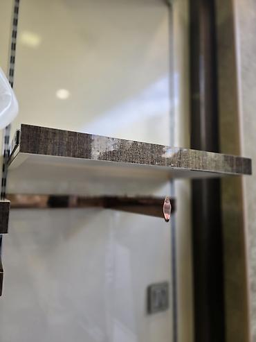 Digər mebel: Eleqant mağaza vitrinləri 29-30 kv/m uyğundur . Bahalı keyfiyyətli — 10