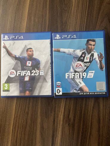 ps4 diskler: FIFA23 ve FIFA19 ( ideal vaziyette disklerdi) 
50 AZN ; 30 AZN