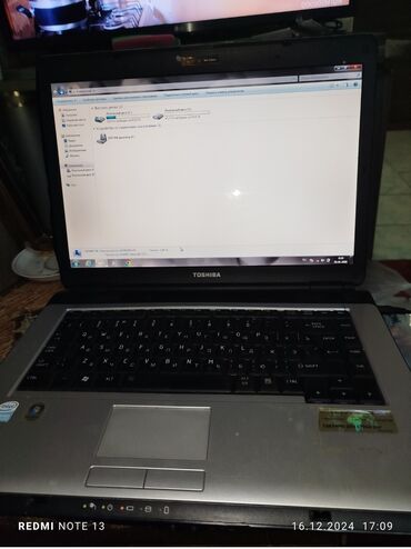 not 12 pro ikinci el: İşlənmiş Toshiba, 16 ", Intel Pentium, 128 GB, Ünvandan götürmə