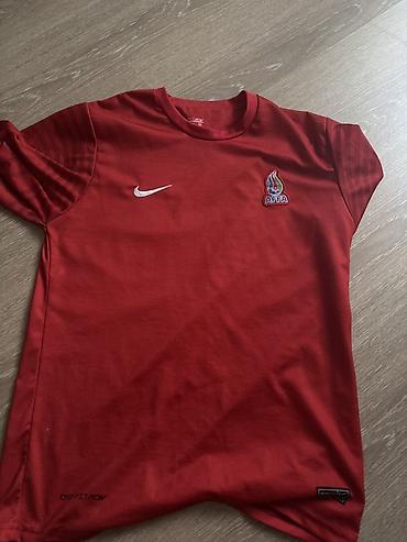 new balance azerbaijan: Futbolka, Nike, M, rəng - Qırmızı — 2