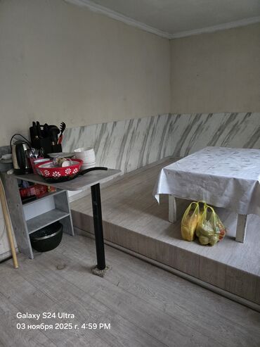 жумуш бишкек кафе: Сдаётся простое жильё с базовой обстановкой. Планировка и оснащение