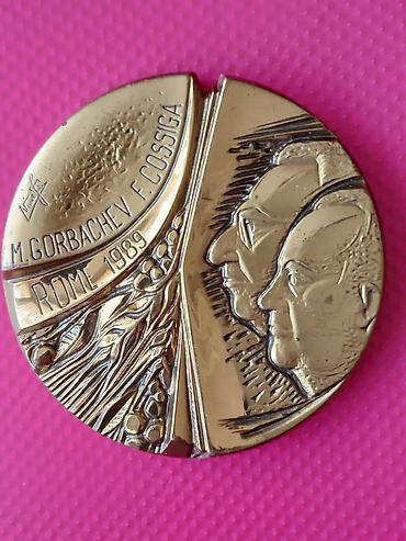 İncəsənət və kolleksiyalar: Kolleksiya üçün xatirə medalı - Mövzu: M. Gorbachev – F. Cossiga — 1