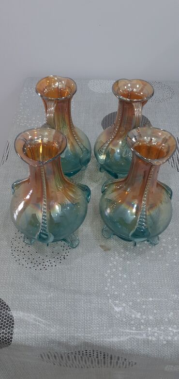 Xonça: Dekorativ Şüşə Grafinlər. Həcmi 1 litr. 4 ədəd var. Xrustal qablar — 5