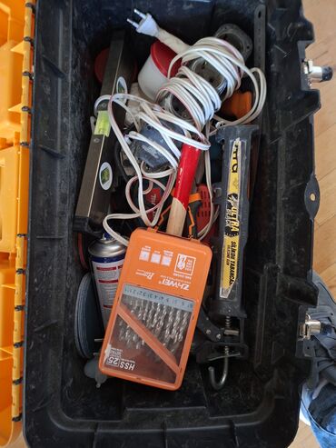 generator temiri: Mebel ustasyam xarice gedrem de satram bir usta lazım olası bütün