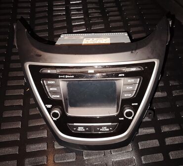hunday elantra: Hyundai elantra 2015 original usten cixma monitor butun fuksiyalari