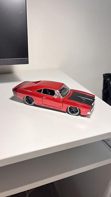 Автоунаалардын моделдери: Продаю модель Maisto Design 1969 Dodge Charger R/T из серии Classic — 1
