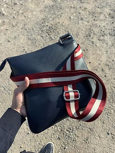 Аксессуары: Барсетка/Bally месяц назад покупал почти новый носился окуратно чисто — 2