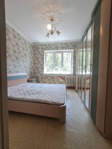 снять квартиру без риэлтора: 3 комнаты, 61 м², 105 серия, 4 этаж, Косметический ремонт