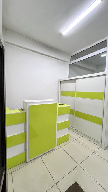 Продажа медицинских центров: Продаю Стоматологический центр, 174 м², 6 комнат, Без оборудования,Отдельный вход — 2