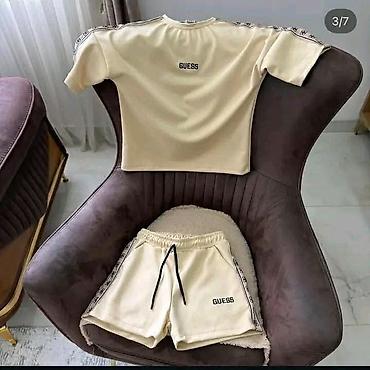 romboidi: GUESS i nike ženski komplet – majica kratkih rukava + šorts Turska — 1
