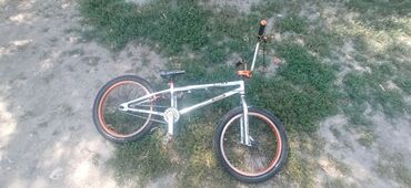 тринажер велосипед: Продается трюковой BMX фирмы Genesis (США) ✓В отличном состоянии, для