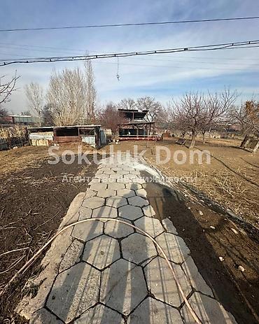 Үйлөр: 🏠Продается дом в г. Шопоков 🟡Комнаты: 4 🟡Участок: 8 соток — 5