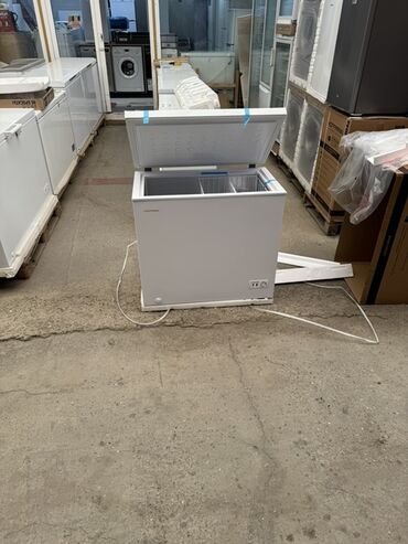 Mikrodalğalı sobalar: Qapalı dondurucu, Çin