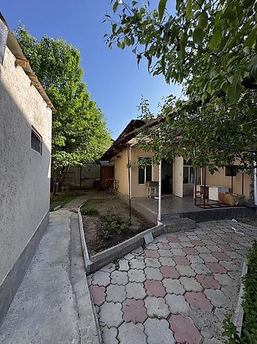 Продажа коттеджей и домов: 3 комнаты, 110 м², 4 соток, Бишкек, Салам-Алик ж/м Собственник — 11