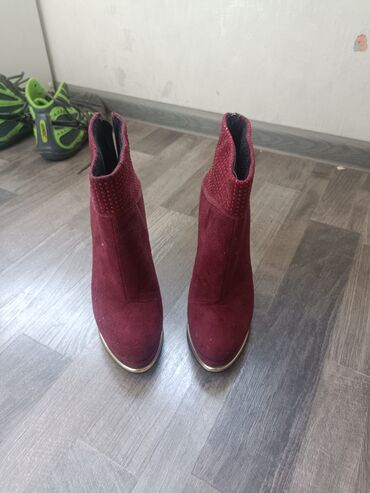 лоро пиано обувь женская цена: Срочно!!! продаю туфли размер можете увидеть на фото