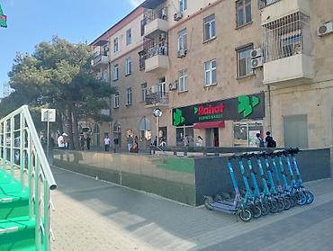 Eve Sentyabr ayının 29 zu baxmaq ve köçmək olar. Maklerler narahat lalafo.az -da Eve Sentyabr ayının 29 zu baxmaq ve köçmək olar. Maklerler narahat