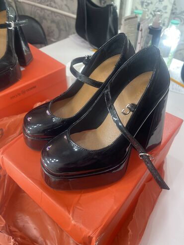 туфли женские новые: Туфли 34.5, цвет - Черный