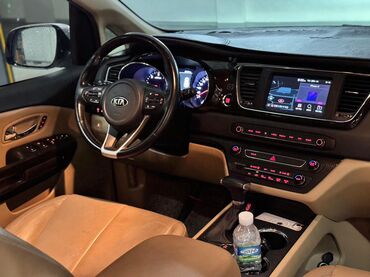 Kia: Kia Carnival: 2019 г., 2.2 л, Автомат, Дизель, Минивэн — 16
