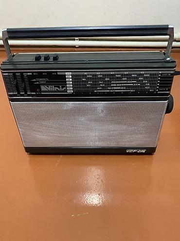 radio usb bluetooth: Kolleksiya üçün sovet dövrünə aid portativ radiolar dəsti. - VEF-216 — 3