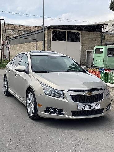 cruz dice: Chevrolet Cruze: 1.4 l | 2012 il 291000 km Sedan — 8