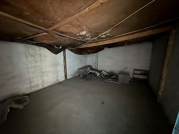 складские помещения ош: 250 м², Электричество, Водопровод, 3-фазная система электроснабжения, Недействующий бизнес, С отдельным входом, С парковкой, Со складом — 6