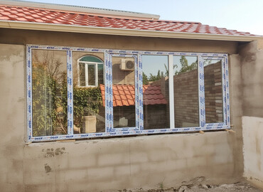Plastik pəncərələr: Plastik qapı və pəncərələr yığırıq işimizə tam zəmanət — 1