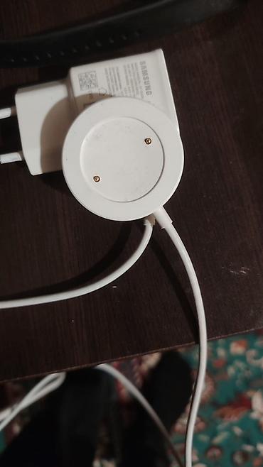 changan honor: Honor Band smart saat (korpusda Honor yazısı görünür), kvadrat formalı — 2