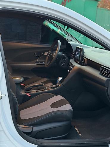 Hyundai: Hyundai Veloster: 2019 г., 2 л, Автомат, Бензин, Хэтчбэк — 11