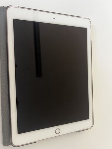 держатели для планшетов клейкая основа: Планшет, Apple, эс тутум 128 ГБ, 9" - 10", 4G (LTE), Колдонулган, Классикалык түсү - Кызгылт көк