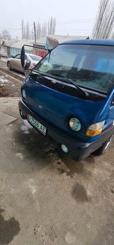 обмен машына: Hyundai Porter: 2001 г., 2.5 л, Механика, Дизель, Фургон