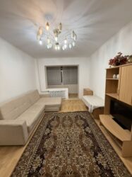 продаётся дом: 3 бөлмө, 70 кв. м, 106-серия, 1 кабат, Косметикалык ремонт