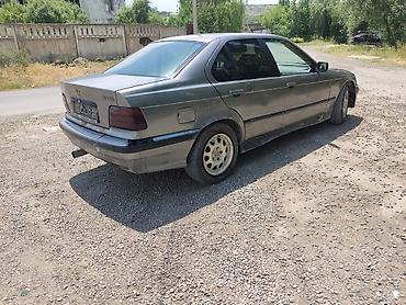 golf 4: BMW 3 series: 1992 г., 1.8 л, Механика, Бензин — 10