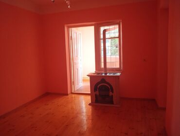 Uzunmüddətli kirayə mənzillər: Yeni təmir olunub, əşyasızdır. Xaçmaz şəh. H.Z.Tağıyev küçəsi ev 8 — 11